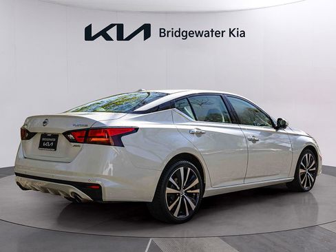 Used 2019 Nissan Altima 2.5 Platinum AWD/4WD image 7