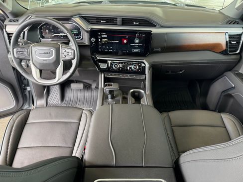 Used 2025 GMC Sierra 1500 Denali w/ Technology Package image 17