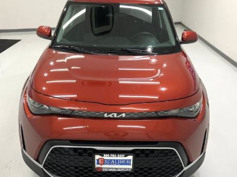 Used 2023 Kia Soul S FWD image 8