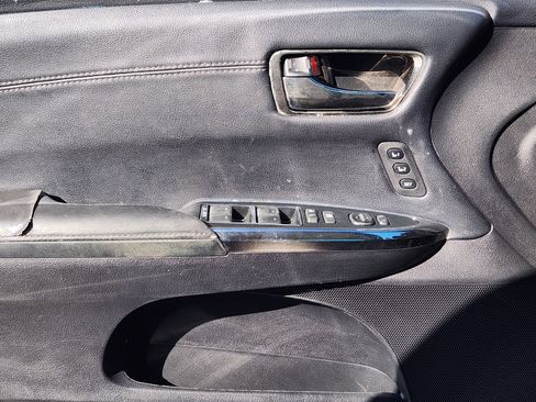 Used 2013 Toyota Avalon XLE image 23