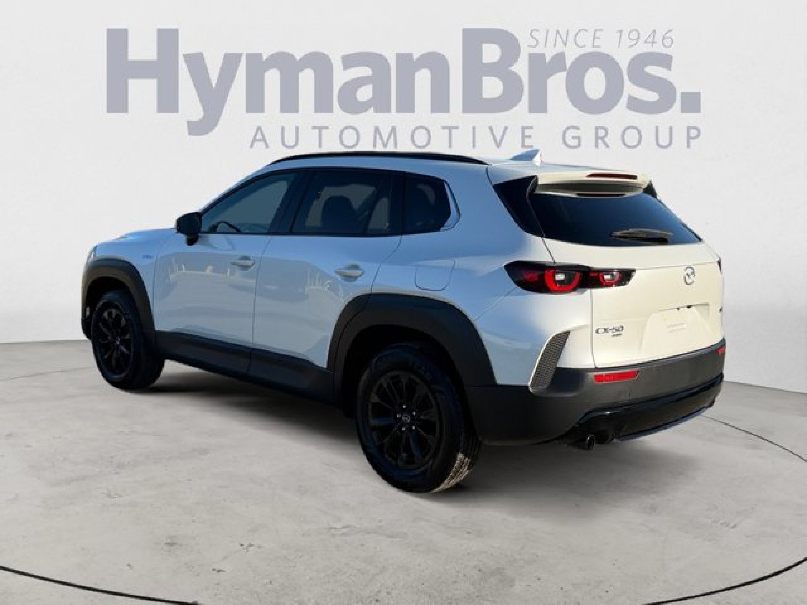 Used 2025 MAZDA CX-50 AWD 2.5 Hybrid w/ Premium Pkg image 5