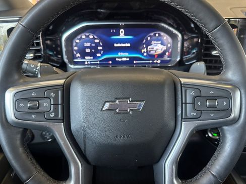 Used 2024 Chevrolet Silverado 1500 LT Trail Boss w/ Convenience Package II AWD/4WD image 32