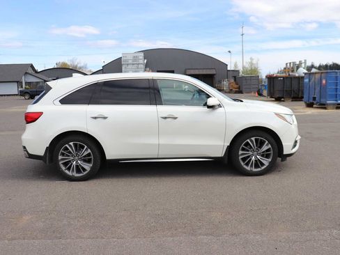 Used 2017 Acura MDX w/Technology Pkg image 4