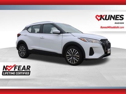 Used 2024 Nissan Kicks SV