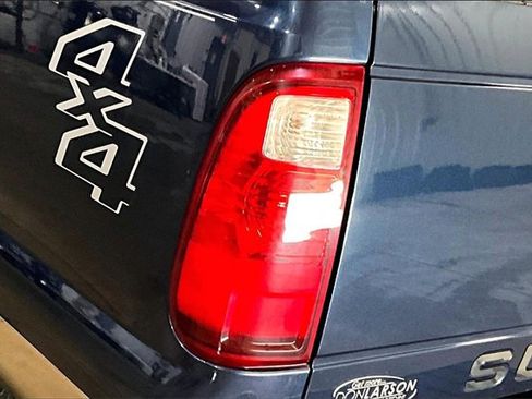 Used 2015 Ford F250 Lariat w/ Lariat Interior Package image 8