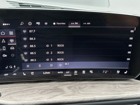 New 2025 Audi Q5 Premium Plus image 17