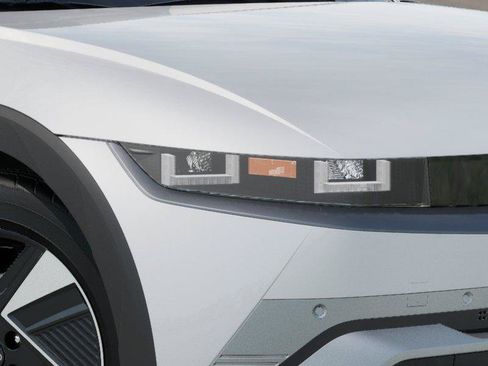 New 2027 Hyundai Ioniq 5 SEL AWD/4WD image 9