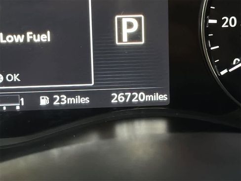 Used 2023 Nissan Kicks SR w/ SR Premium Package image 20