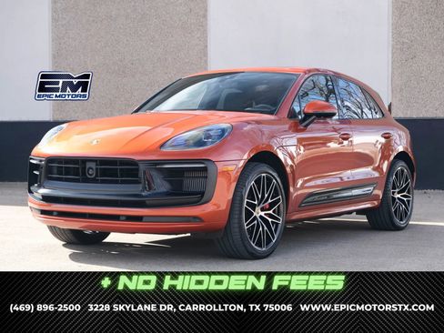 Used 2022 Porsche Macan GTS AWD/4WD image 1