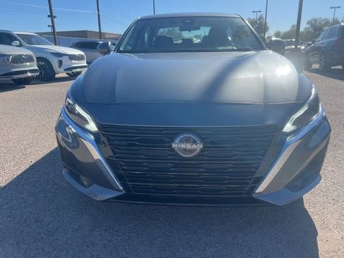 Used 2023 Nissan Altima 2.5 SV image 8