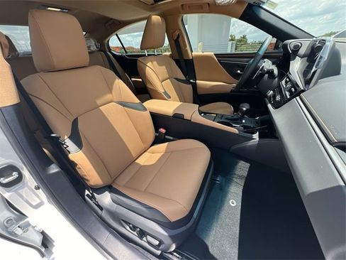New 2024 Lexus ES 350 w/ Premium Package image 25