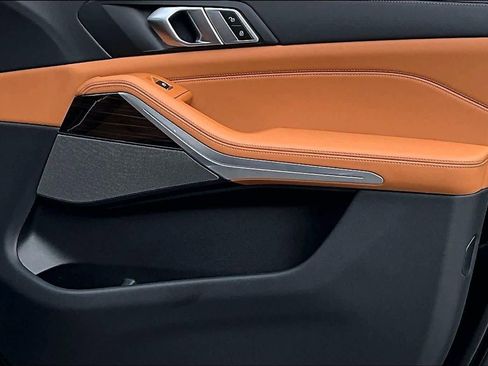 Used 2023 BMW X5 sDrive40i w/ Climate Comfort Package image 27