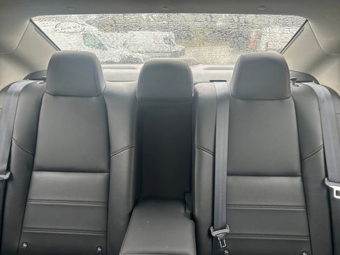 Certified 2025 Nissan Sentra SR w/ SR Premium Package image 17