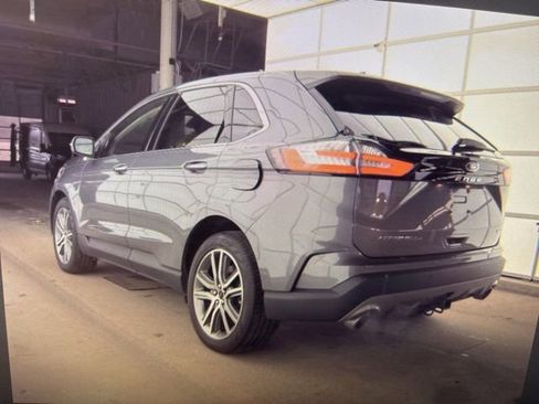 Used 2024 Ford Edge Titanium w/ Equipment Group 301A image 21