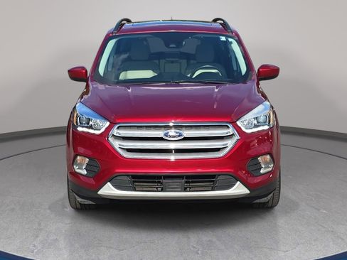 Used 2019 Ford Escape SEL FWD image 2