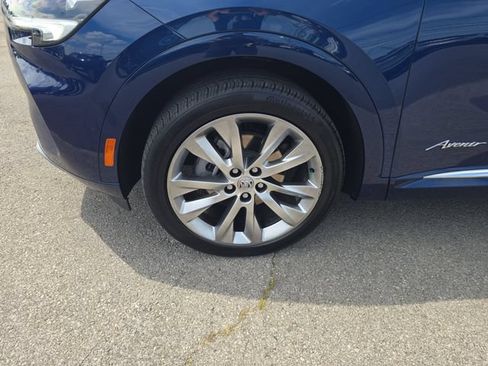 Used 2023 Buick Envision Avenir AWD/4WD image 10