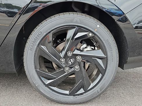New 2026 Hyundai Elantra Sport FWD image 7