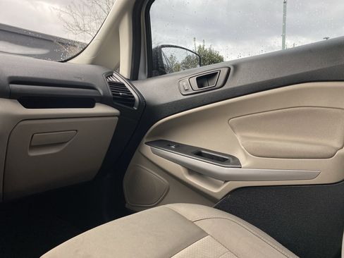 Used 2021 Ford EcoSport S image 26