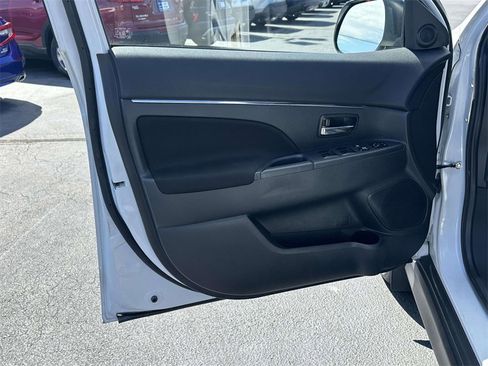 Used 2024 Mitsubishi Outlander Sport 2.0 Trail Edition image 5