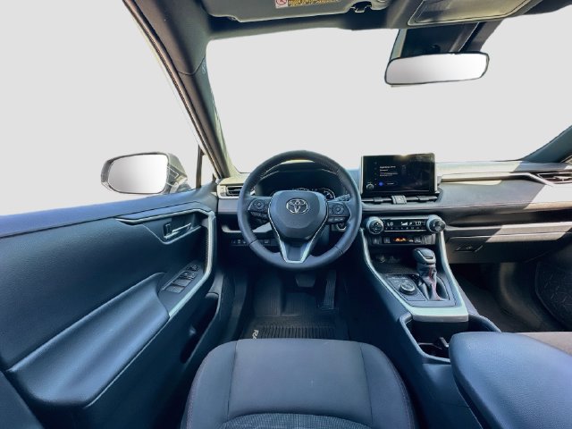 Used 2023 Toyota RAV4 SE w/ Weather & Moonroof Package AWD/4WD image 22