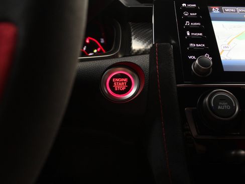 Used 2020 Honda Civic Type R image 82
