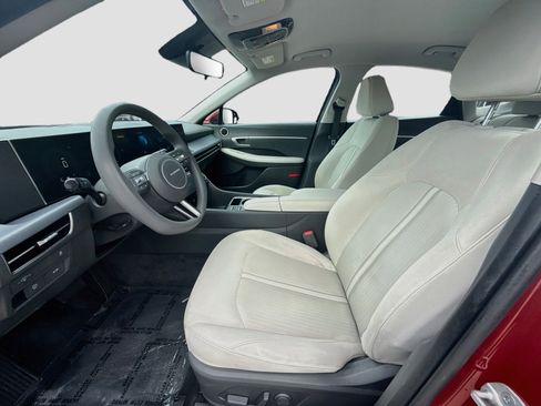 Used 2024 Hyundai Sonata SEL FWD image 16