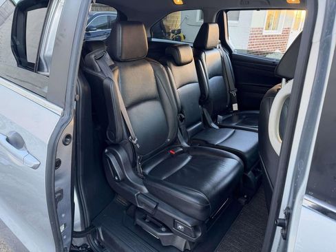 Used 2025 Honda Odyssey EX-L image 17