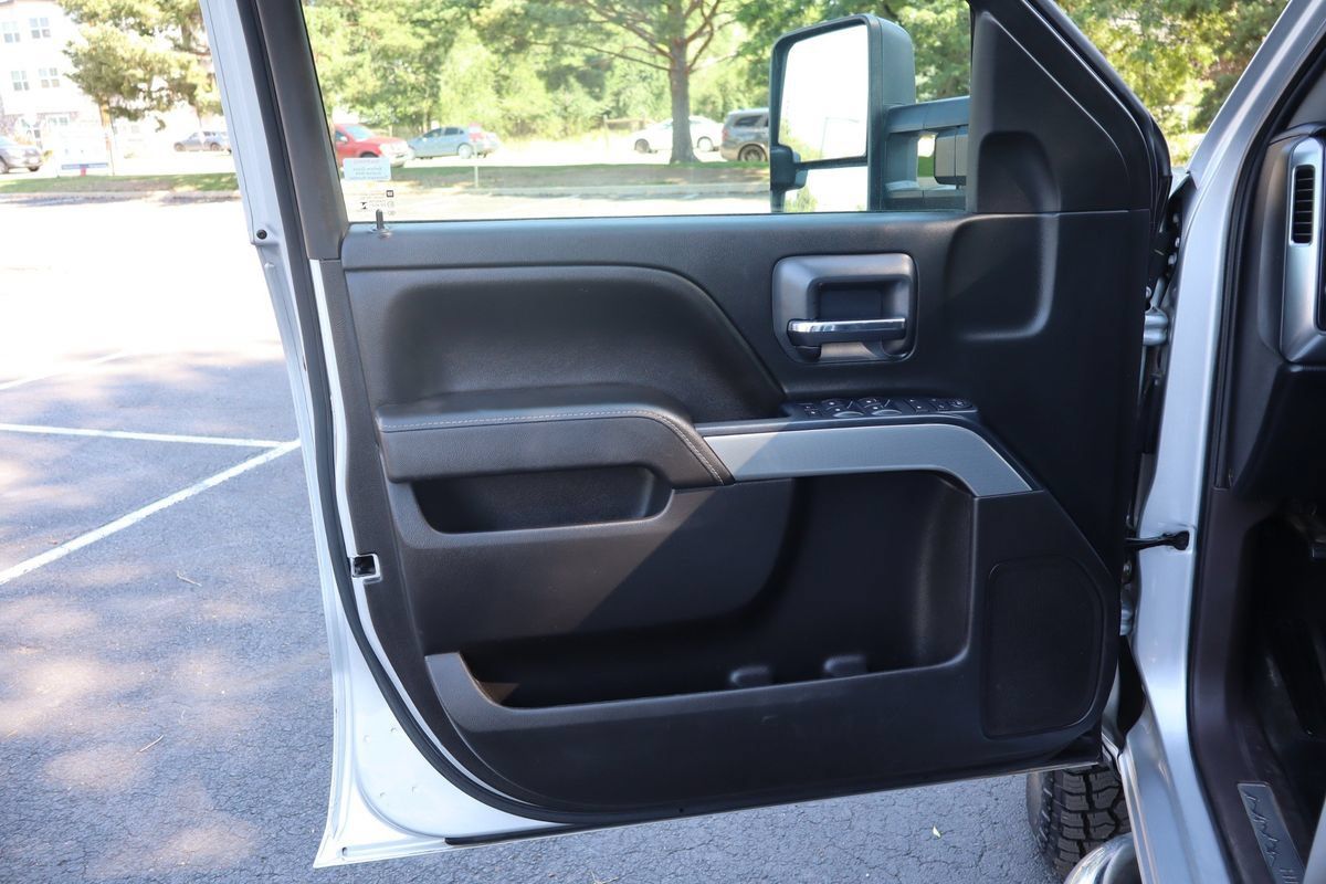 Used 2016 Chevrolet Silverado 2500 LT w/ LT Plus Package AWD/4WD image 23