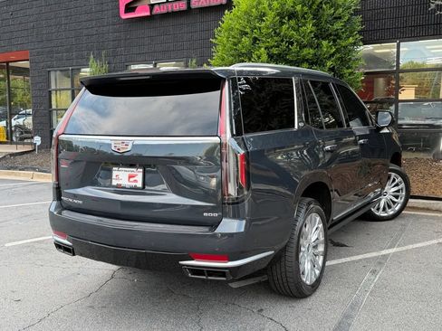 Used 2022 Cadillac Escalade Premium Luxury w/ Performance Package AWD/4WD image 12