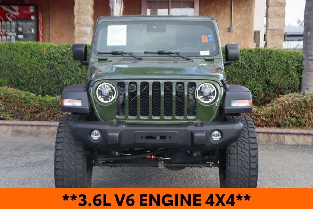 Used 2024 Jeep Wrangler Sport AWD/4WD image 3