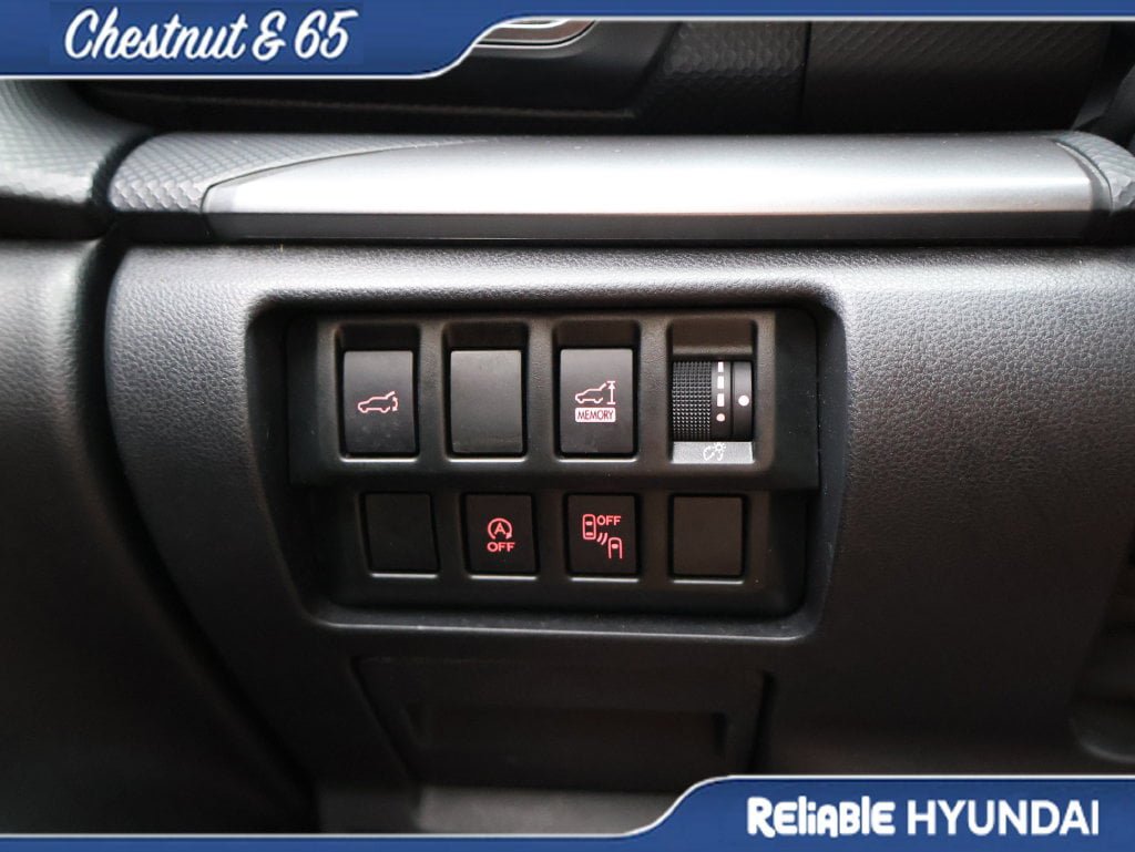 Used 2019 Subaru Forester Premium AWD/4WD image 32