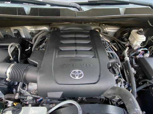 Used 2014 Toyota Tundra SR5 w/ SR5 Upgrade Package image 53