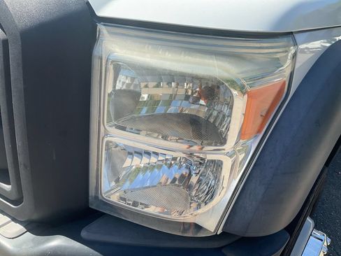 Used 2012 Ford F550 2WD Regular Cab Super Duty w/ PWR Equipment Group image 9