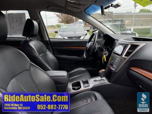 Used 2012 Subaru Outback 2.5i Limited w/ Moonroof Pkg AWD/4WD image 14