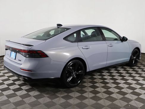 Used 2023 Honda Accord Sport image 10