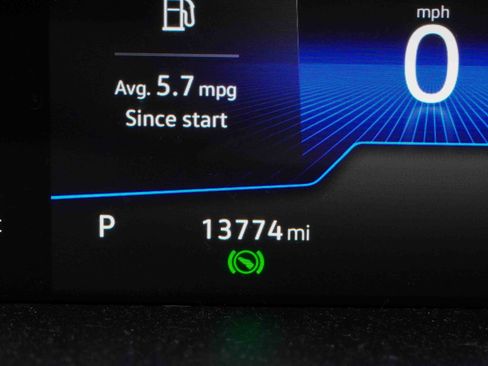 Used 2024 Volkswagen Tiguan SE R-Line image 20