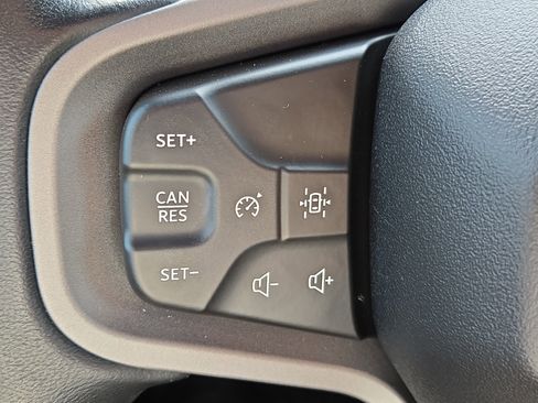 Used 2023 Ford Bronco Badlands w/ Sasquatch Package AWD/4WD image 24