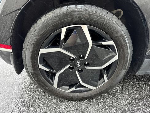 Certified 2024 Hyundai Ioniq 5 SEL RWD image 9