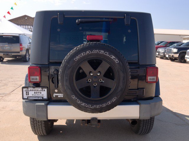 Used 2008 Jeep Wrangler Sahara AWD/4WD image 4