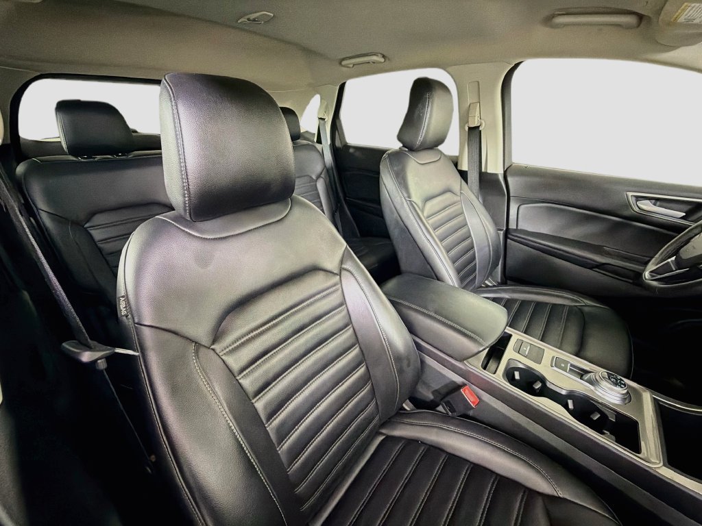 Used 2024 Ford Edge SEL AWD/4WD image 31