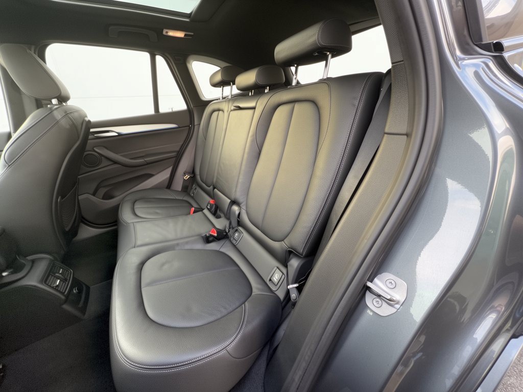 Used 2018 BMW X1 xDrive28i AWD/4WD image 25