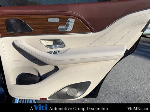 Certified 2024 Mercedes-Benz Maybach GLS 600 4MATIC image 26