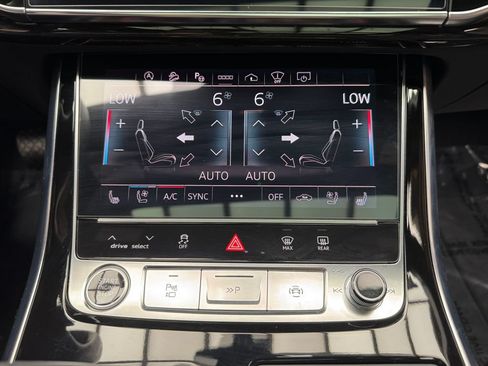 Used 2025 Audi Q7 3.0T Prestige AWD/4WD image 21