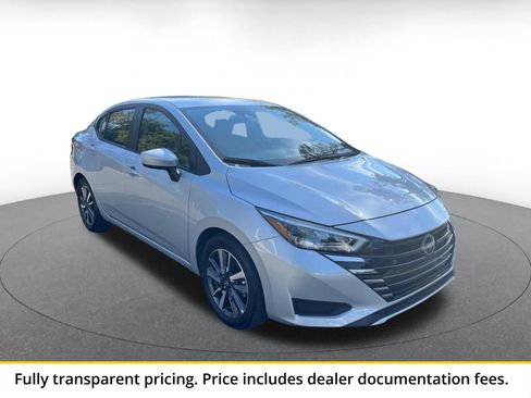 Used 2025 Nissan Versa SV FWD image 1