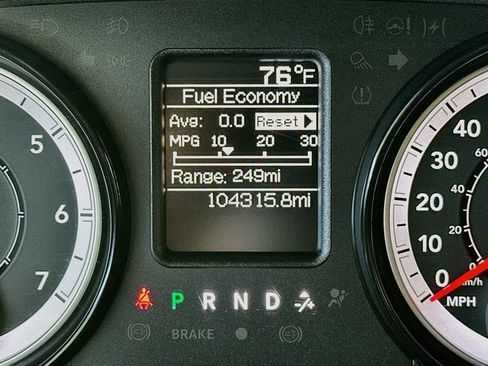 Used 2016 RAM 2500 Tradesman w/ Chrome Appearance Group AWD/4WD image 15