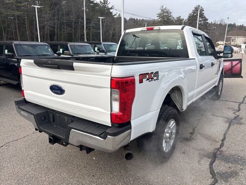 Used 2019 Ford F250 XL w/ STX Appearance Package image 5