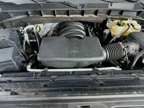 Used 2019 GMC Sierra 1500 SLT w/ SLT Premium Package image 32