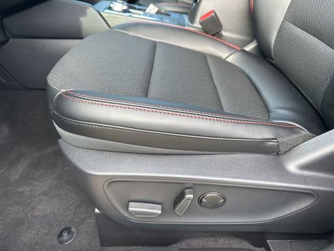 Used 2025 Ford Escape ST-Line w/ Equipment Group 301A image 11