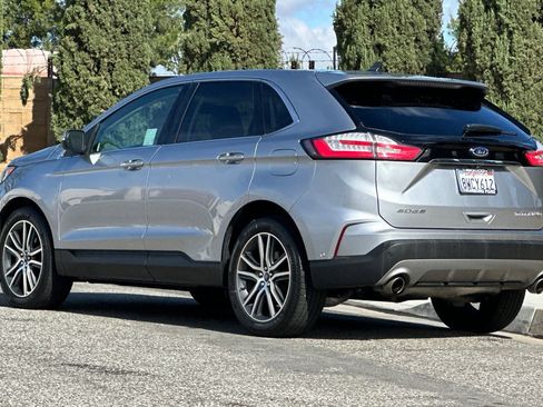 Used 2020 Ford Edge Titanium w/ Equipment Group 301A FWD image 6