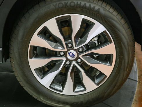 Used 2024 Subaru Outback Limited AWD/4WD image 10